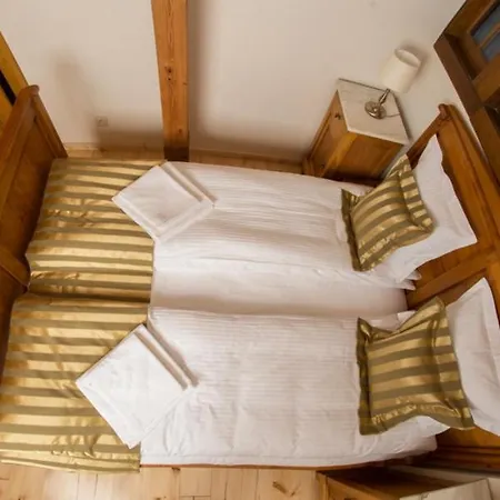 Dom Zegarmistrza 4*
