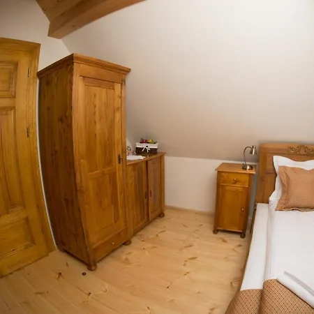 Dom Zegarmistrza Bed and Breakfast