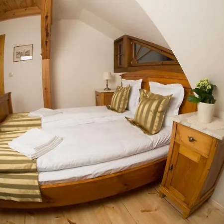 Bed and Breakfast Dom Zegarmistrza Bogatynia