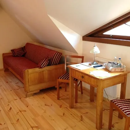 Dom Zegarmistrza بوجاتينيا