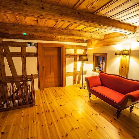 B&B Dom Zegarmistrza 보가티니아