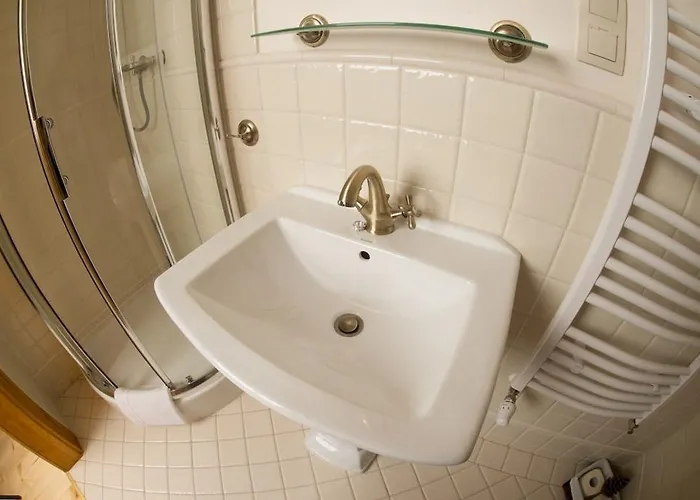 Dom Zegarmistrza B&B 4*