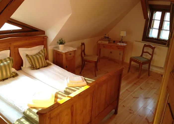 Bed & Breakfast Dom Zegarmistrza 4*